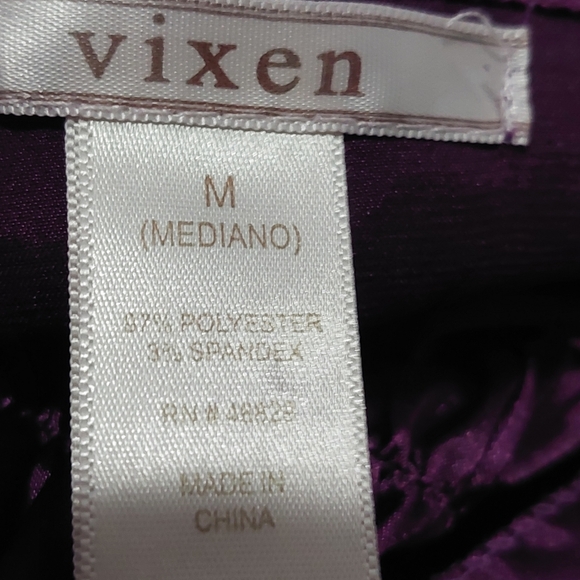 Elegant Purple Women's Top By Vixen Size Medium - Picture 8 of 8